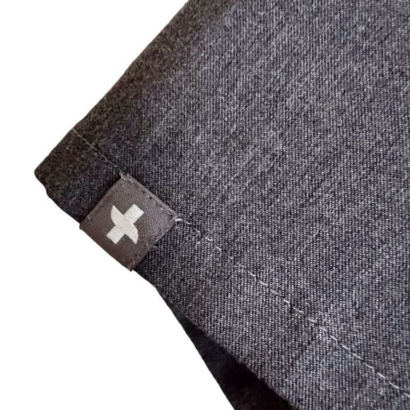 Figs Technical Collection Gray Scrubs with Pockets Size Small New Condition - Picture 3 of 6